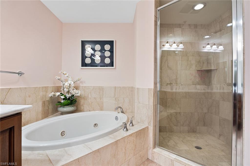 NAPLES BAY RESORT - Residential