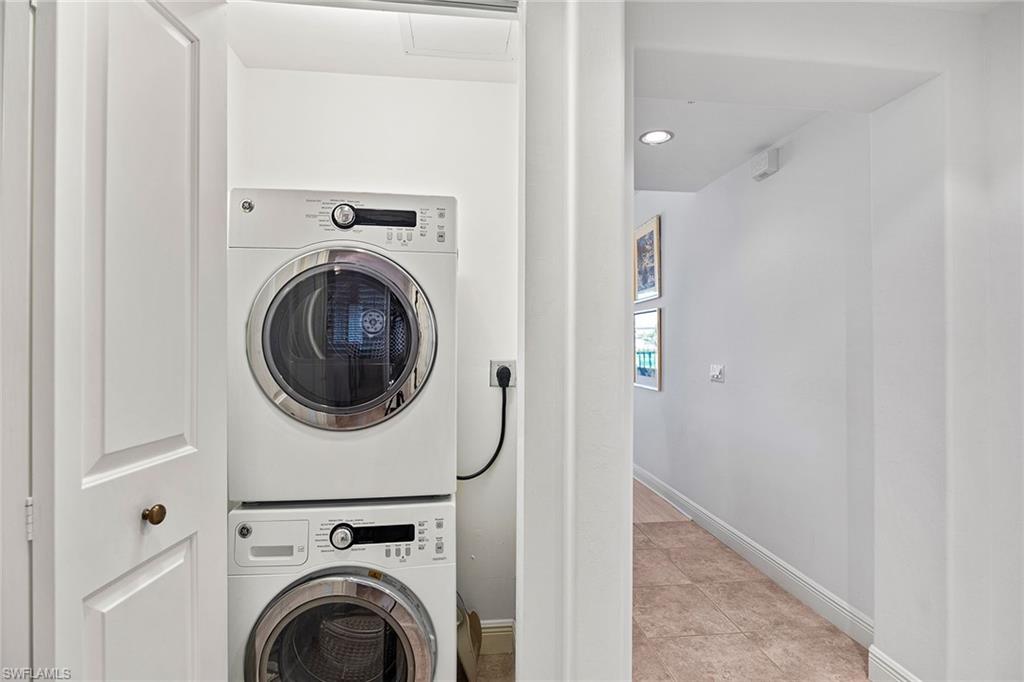 NAPLES BAY RESORT - Residential