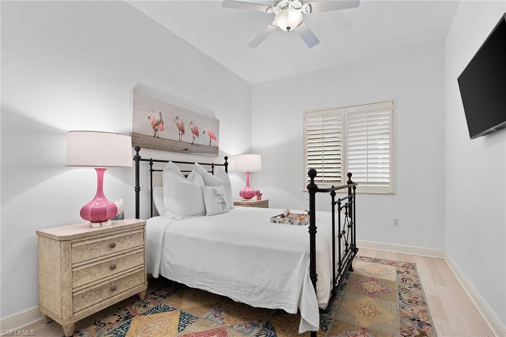 NAPLES BAY RESORT - Residential