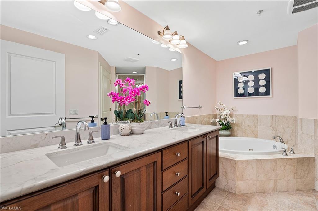 NAPLES BAY RESORT - Residential