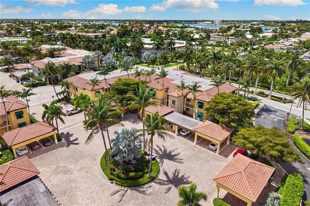 NAPLES BAY RESORT - Residential