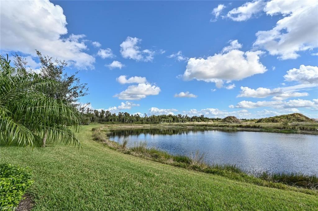 ESPLANADE AT HACIENDA LAKES - Residential