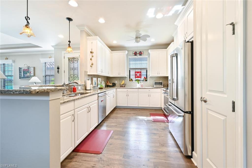 ESPLANADE AT HACIENDA LAKES - Residential