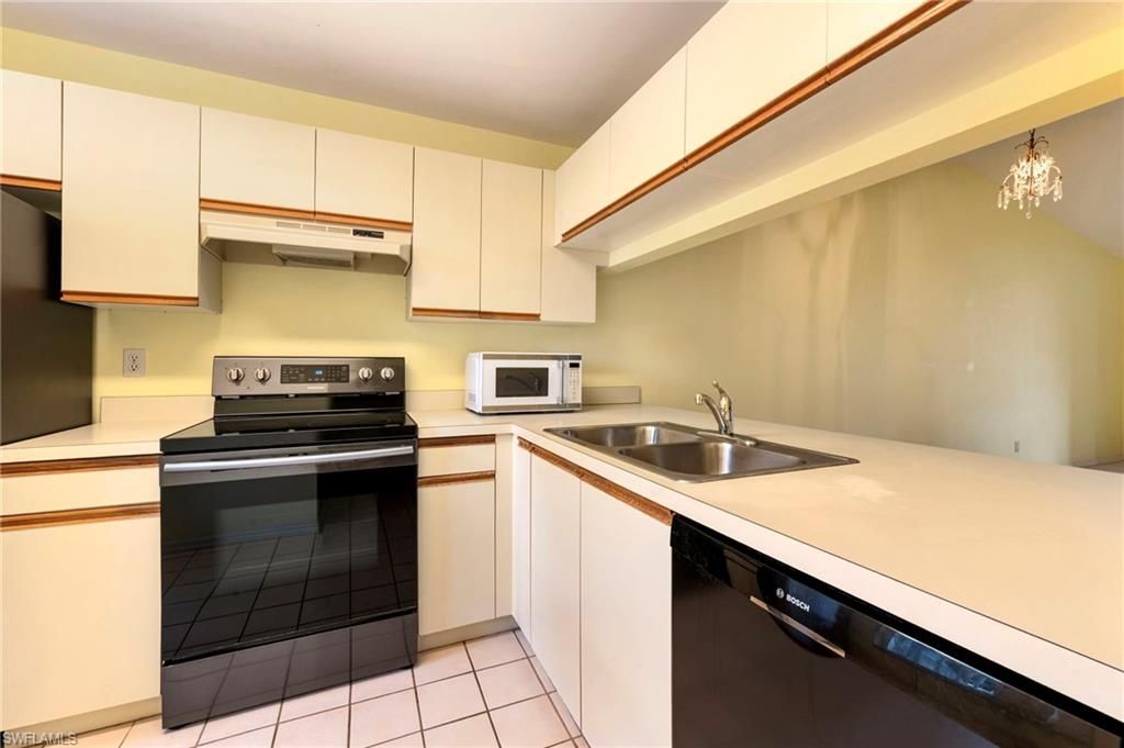 Photo of 1915 Courtyard WAY #G202, NAPLES, FL 34112 (MLS # 226010165)