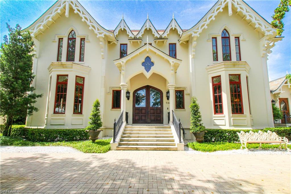 AQUALANE SHORES - Residential Lease