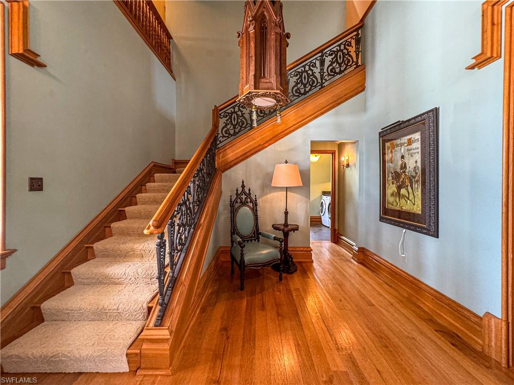 AQUALANE SHORES - Residential Lease