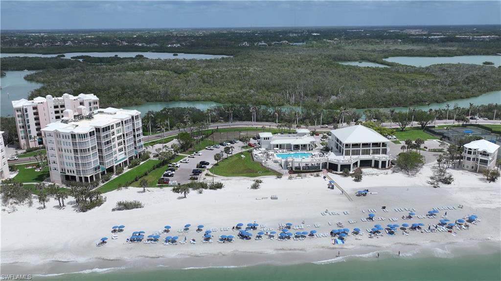 BAREFOOT BEACH CLUB - Residential