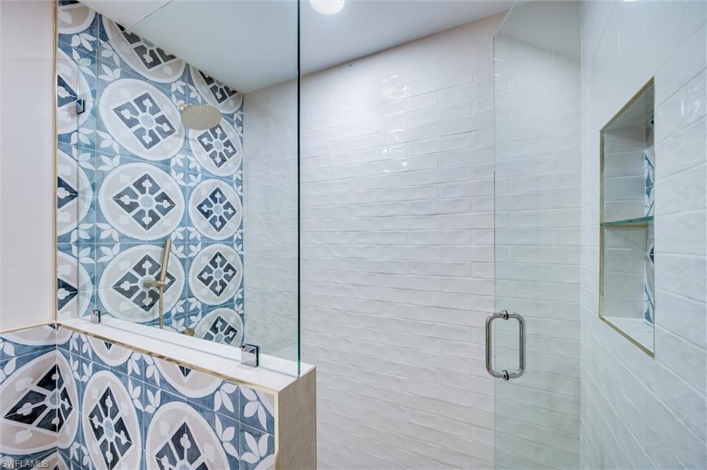 COTTAGE PARK - Residential