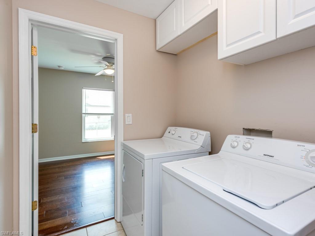 SAN CARLOS PARK - Residential