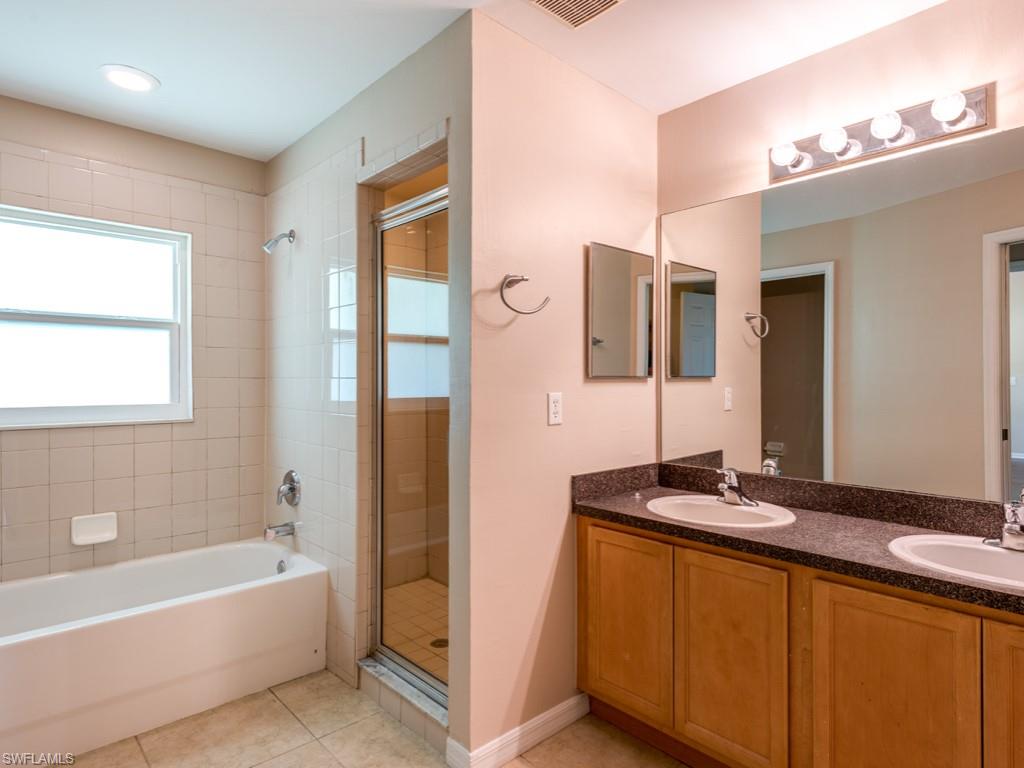 SAN CARLOS PARK - Residential