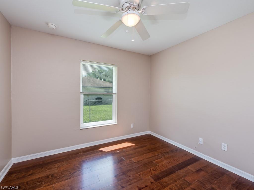 SAN CARLOS PARK - Residential