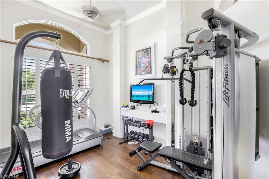 MARCO ISLAND - Residential