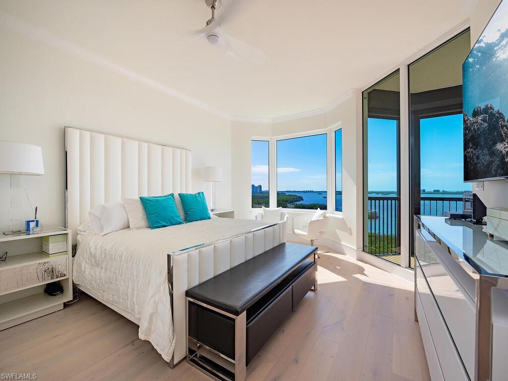 LA SCALA AT THE COLONY - Residential