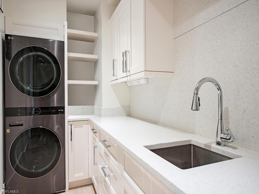 LA SCALA AT THE COLONY - Residential