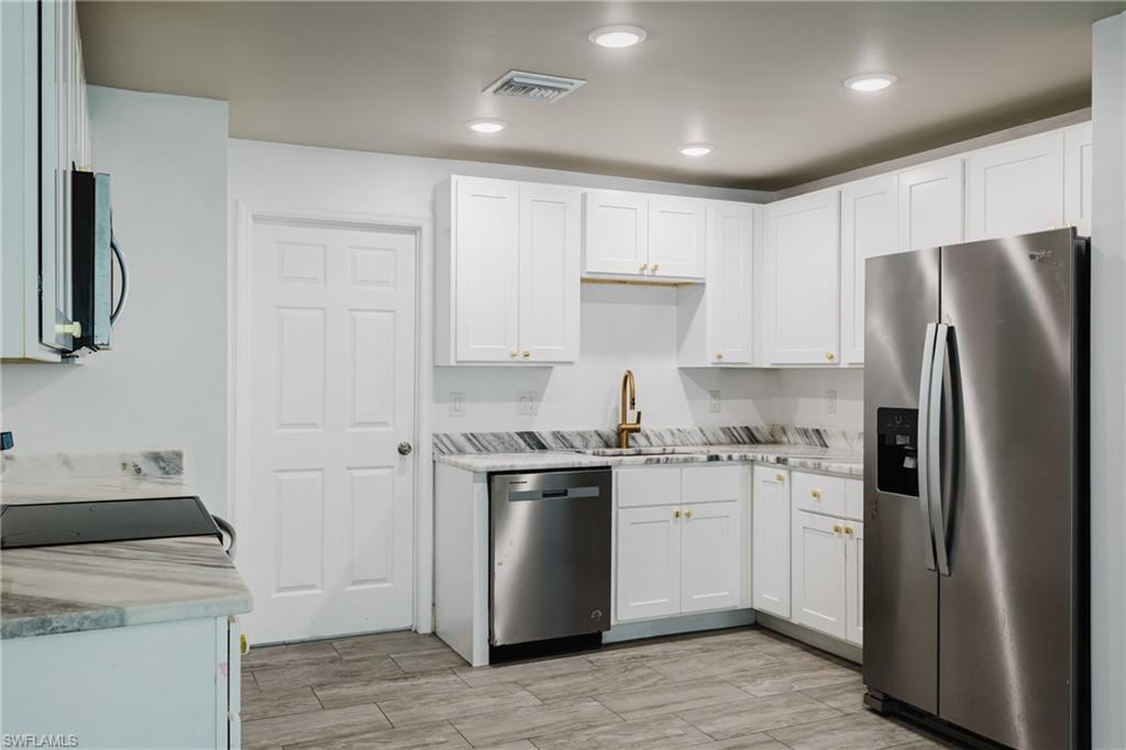 FORT MYERS - Residential Lease