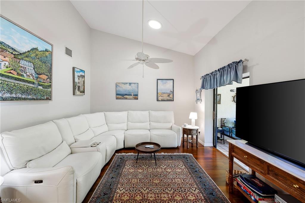 HUNTINGTON WOODS - Residential