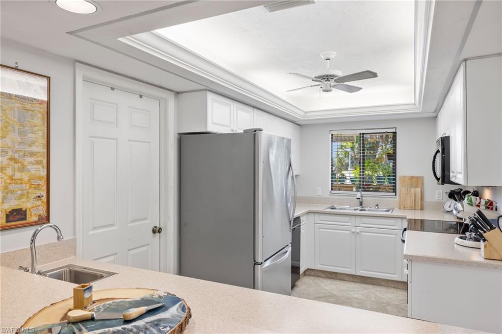 HUNTINGTON WOODS - Residential