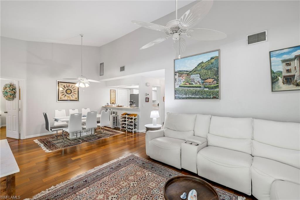 HUNTINGTON WOODS - Residential