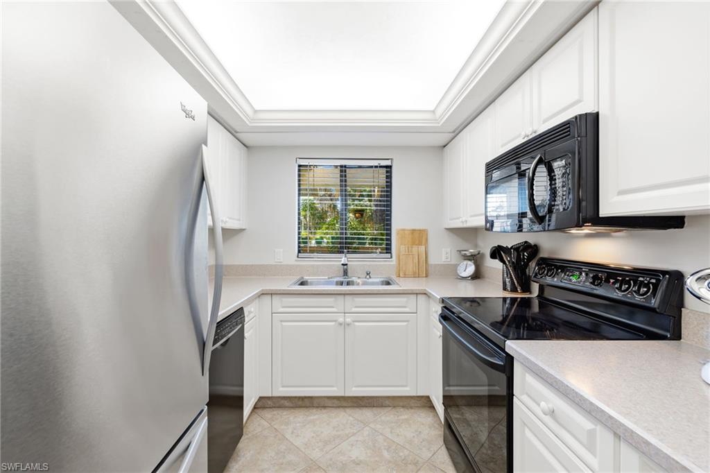 HUNTINGTON WOODS - Residential