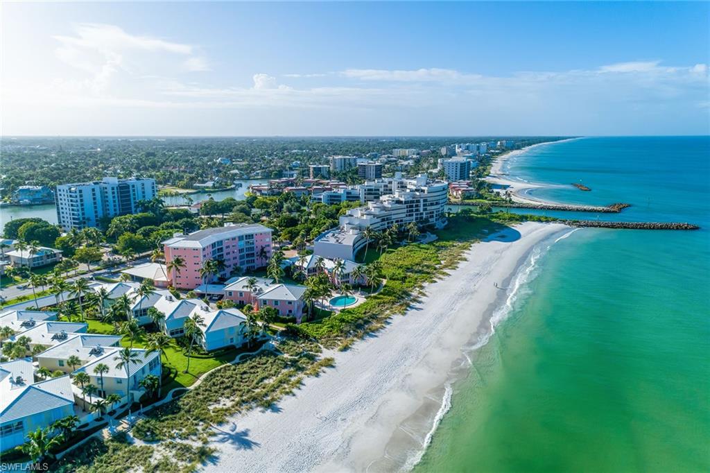 SHORES OF NAPLES - Residential