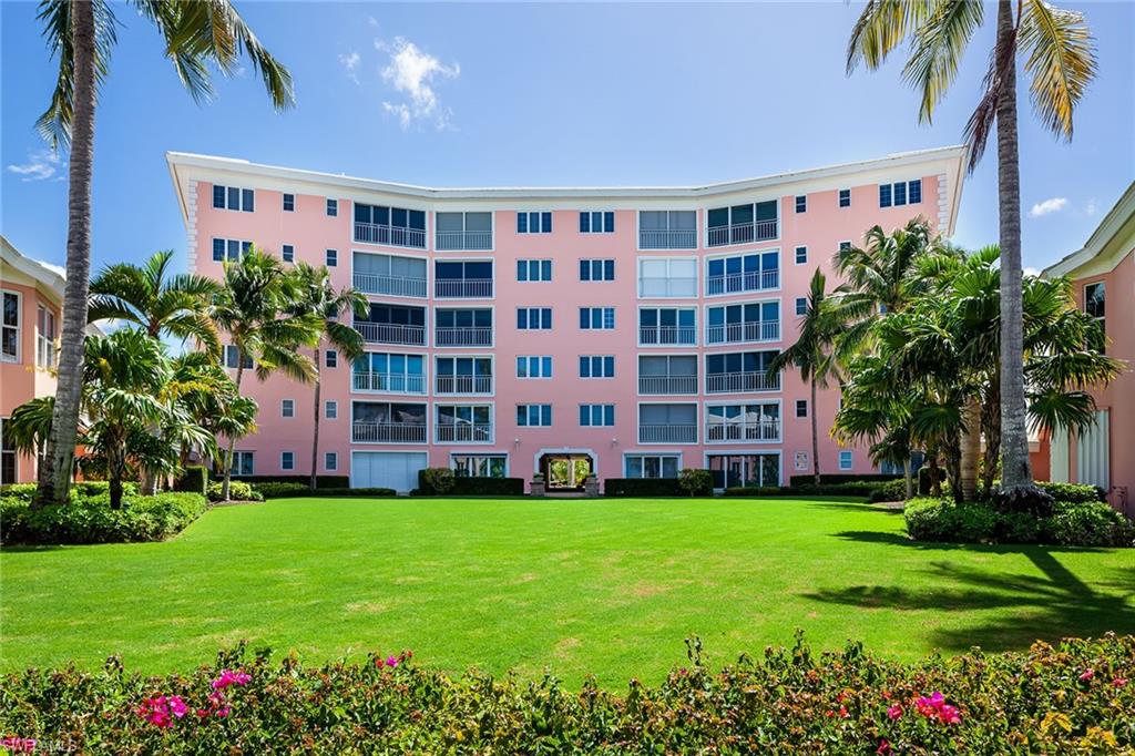 SHORES OF NAPLES - Residential