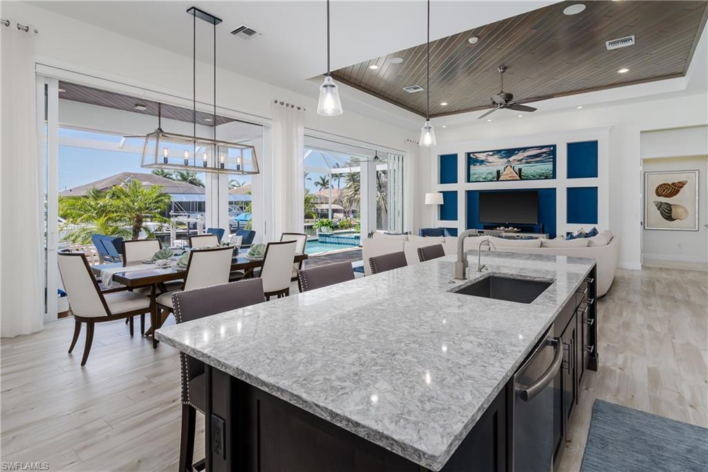 MARCO ISLAND - Residential