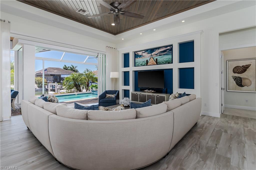 MARCO ISLAND - Residential