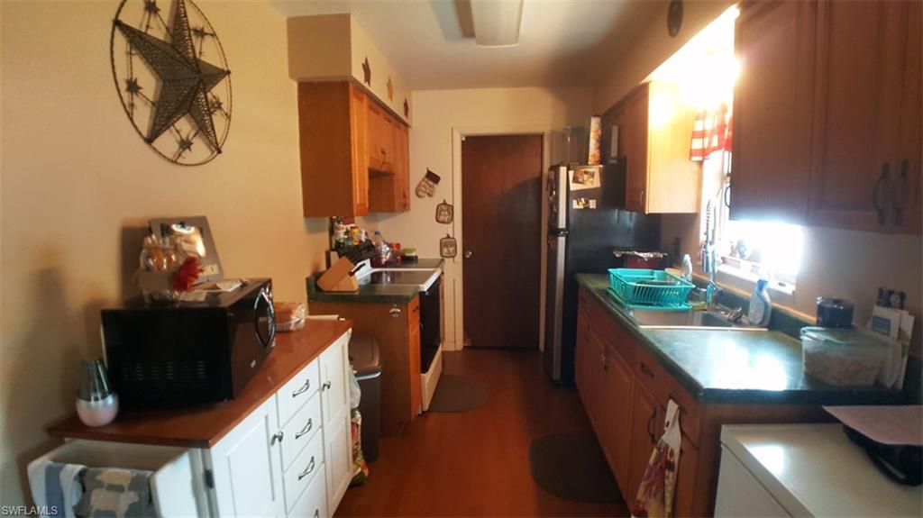 FORT MYERS SHORES - Residential