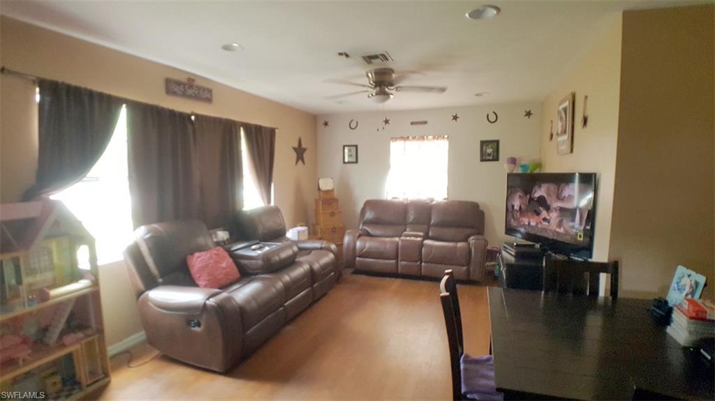 FORT MYERS SHORES - Residential