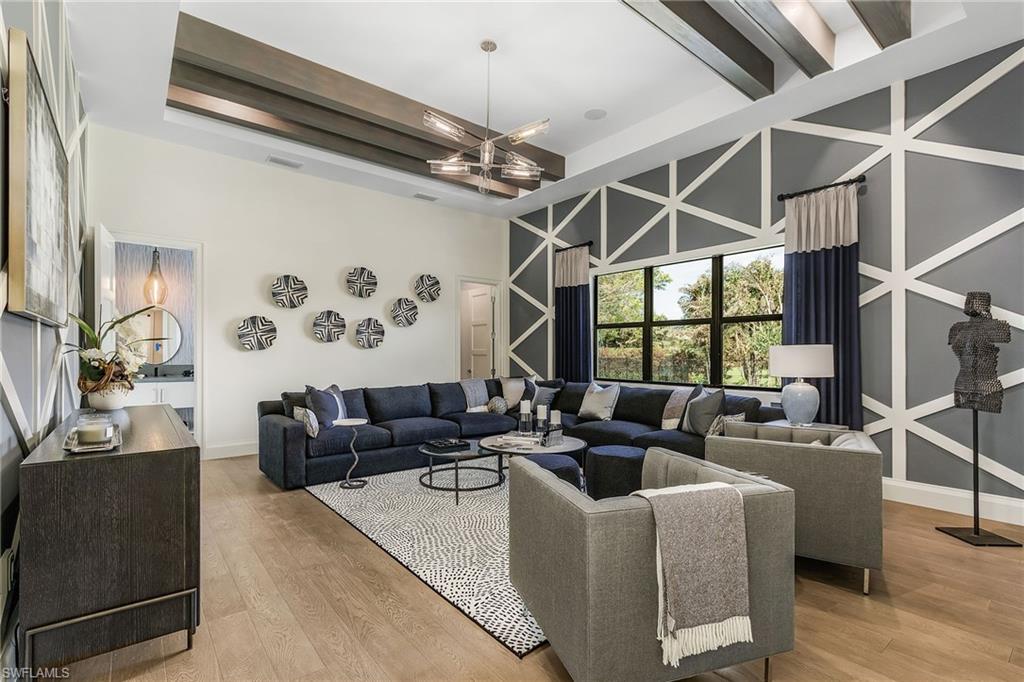 PINE RIDGE - Residential