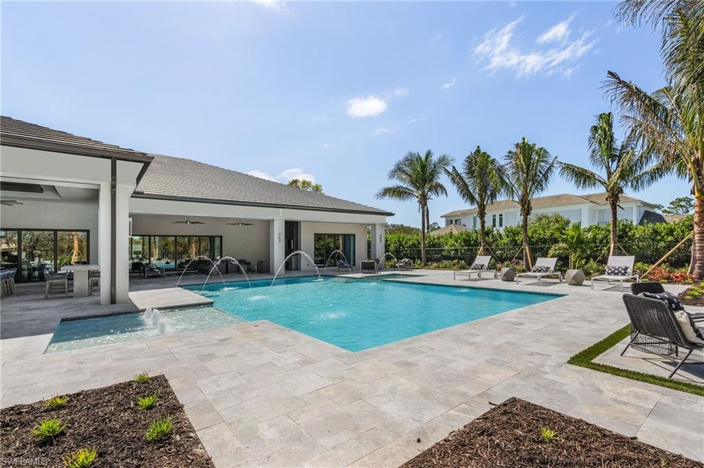 PINE RIDGE - Residential