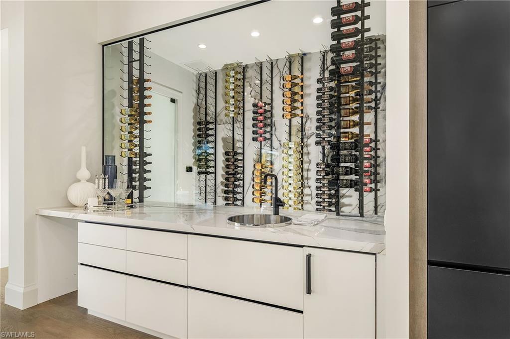 PINE RIDGE - Residential