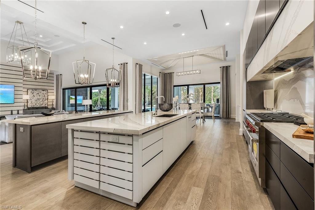 PINE RIDGE - Residential