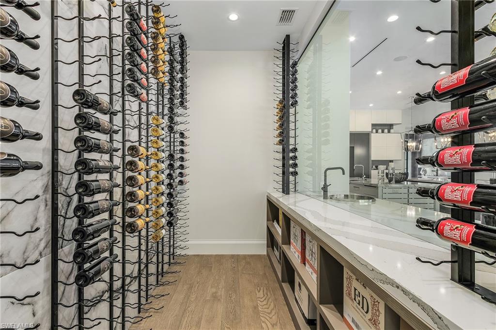 PINE RIDGE - Residential