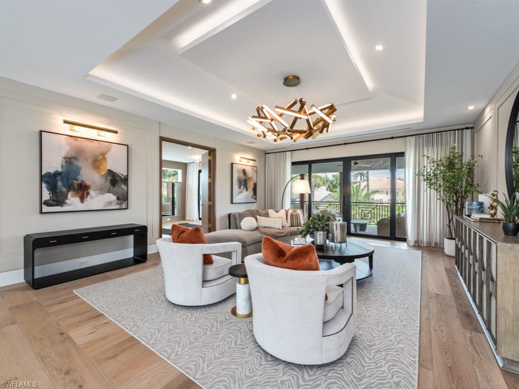 BAY COLONY SHORES - Residential