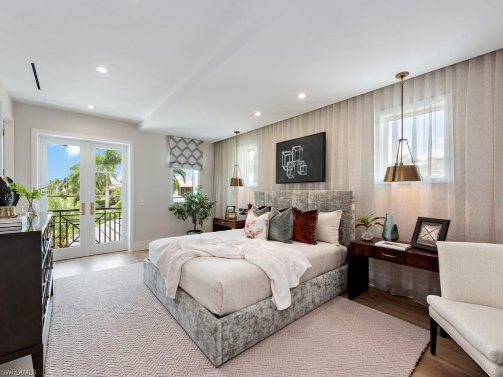 BAY COLONY SHORES - Residential