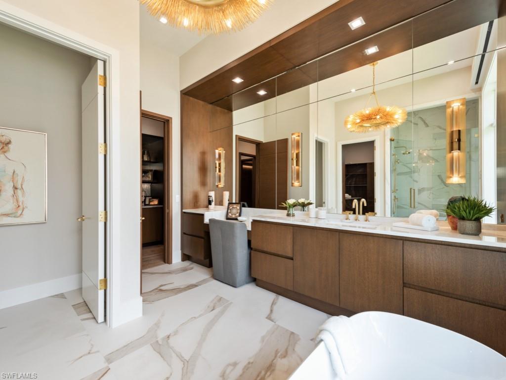 BAY COLONY SHORES - Residential