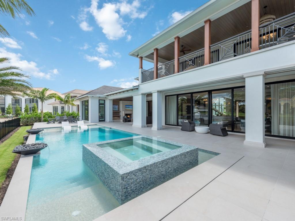 BAY COLONY SHORES - Residential