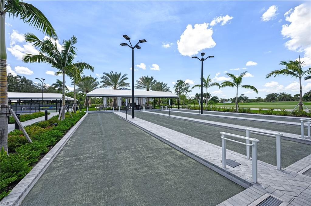 COMMONS AT WYNDEMERE - Residential