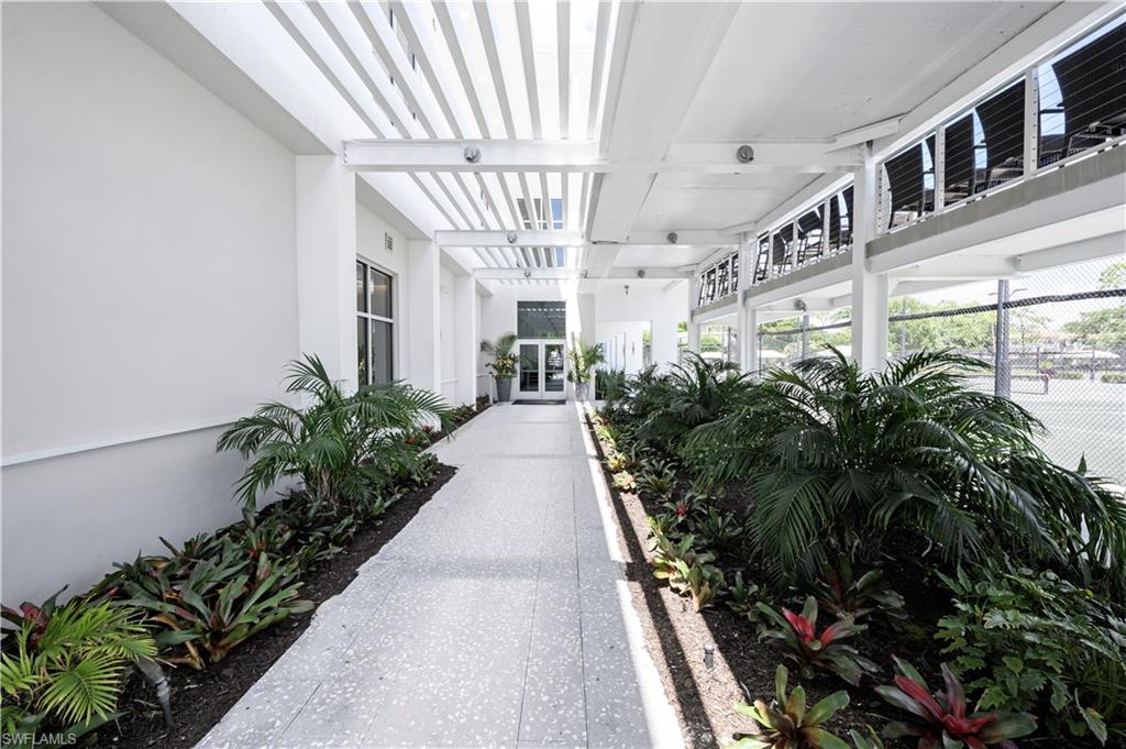 COMMONS AT WYNDEMERE - Residential