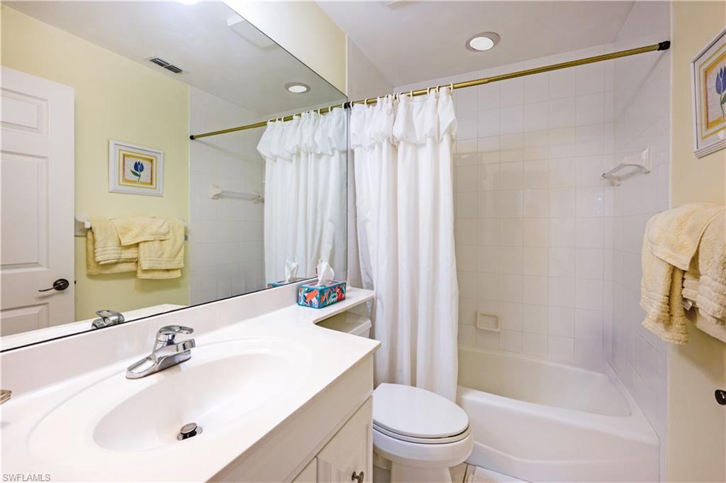 COMMONS AT WYNDEMERE - Residential