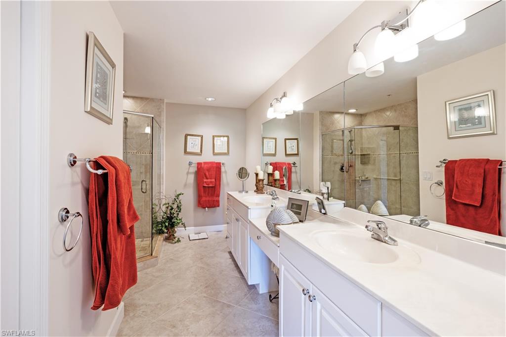 COMMONS AT WYNDEMERE - Residential