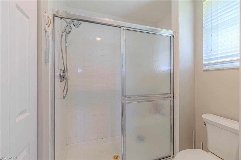 CROWN POINTE SHORES - Residential