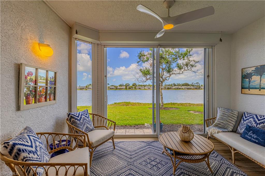 CROWN POINTE SHORES - Residential