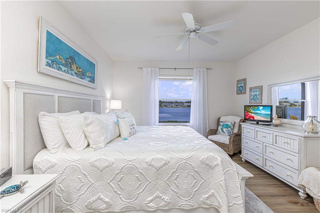 CROWN POINTE SHORES - Residential