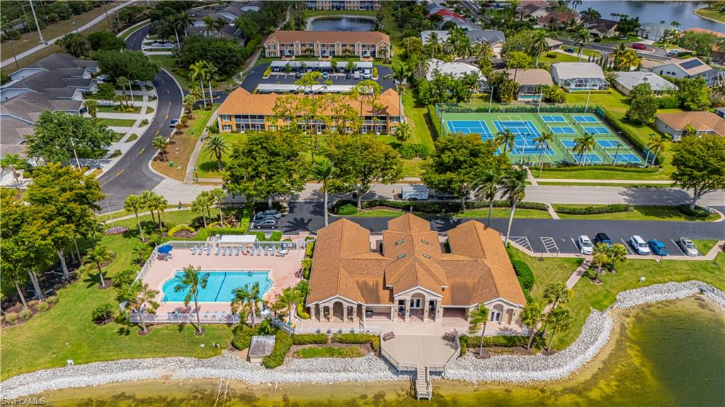 CROWN POINTE SHORES - Residential