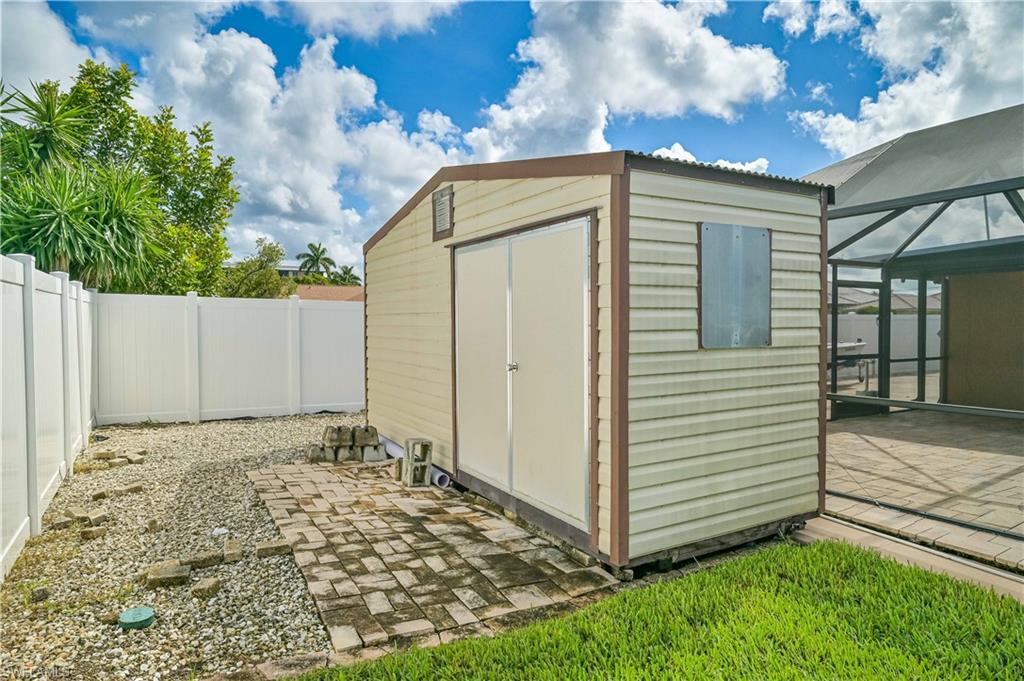 CAPE CORAL - Residential Lease