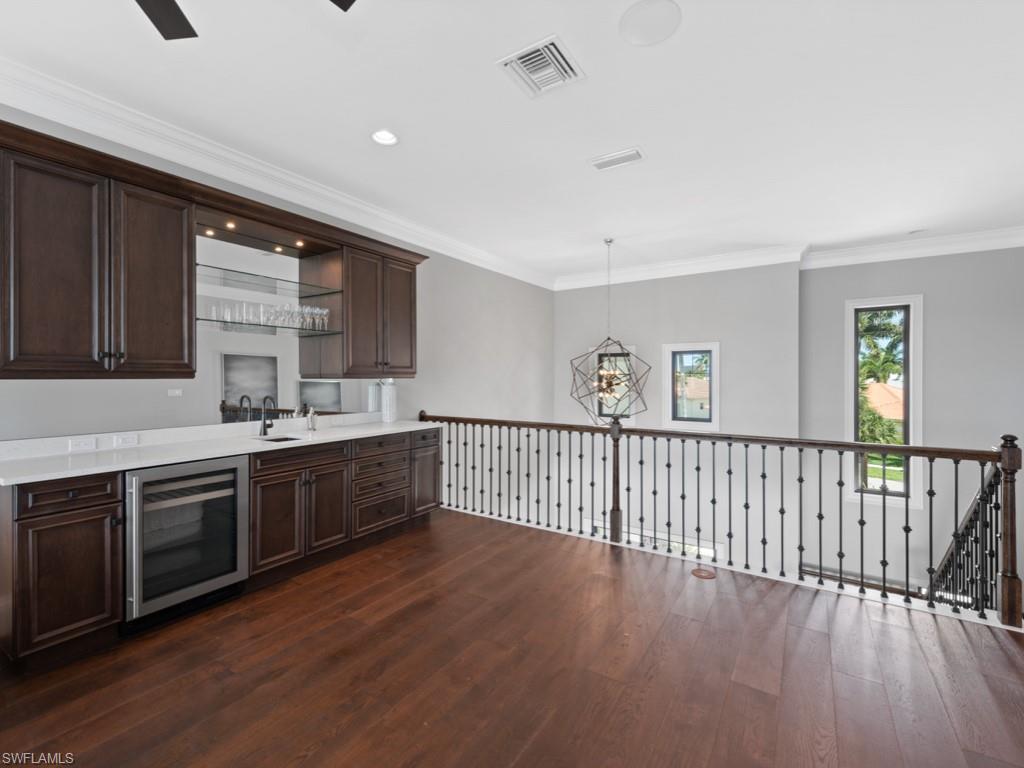 MARCO BEACH - Residential