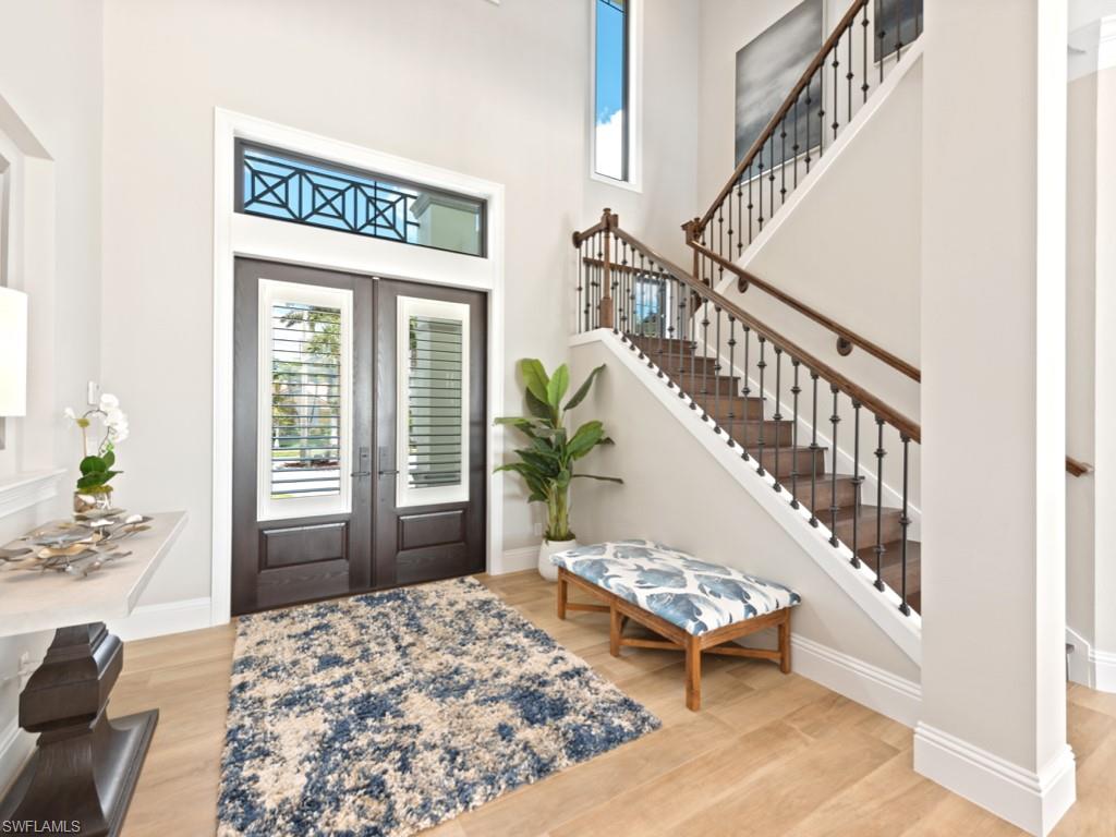 MARCO BEACH - Residential