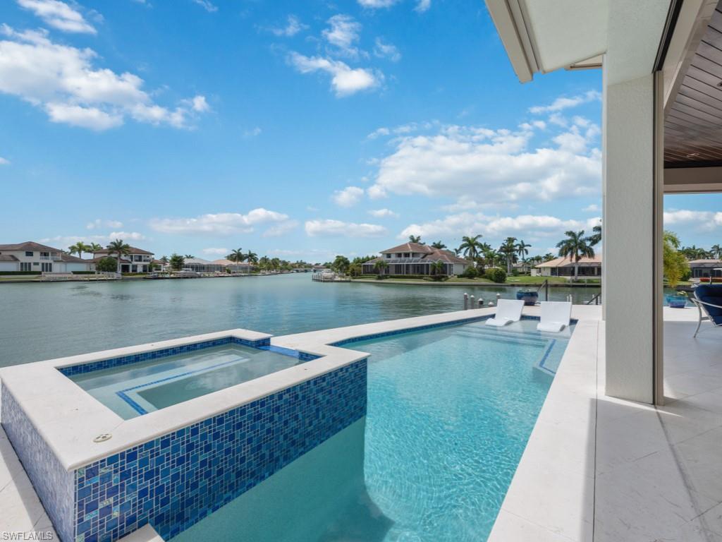 MARCO BEACH - Residential